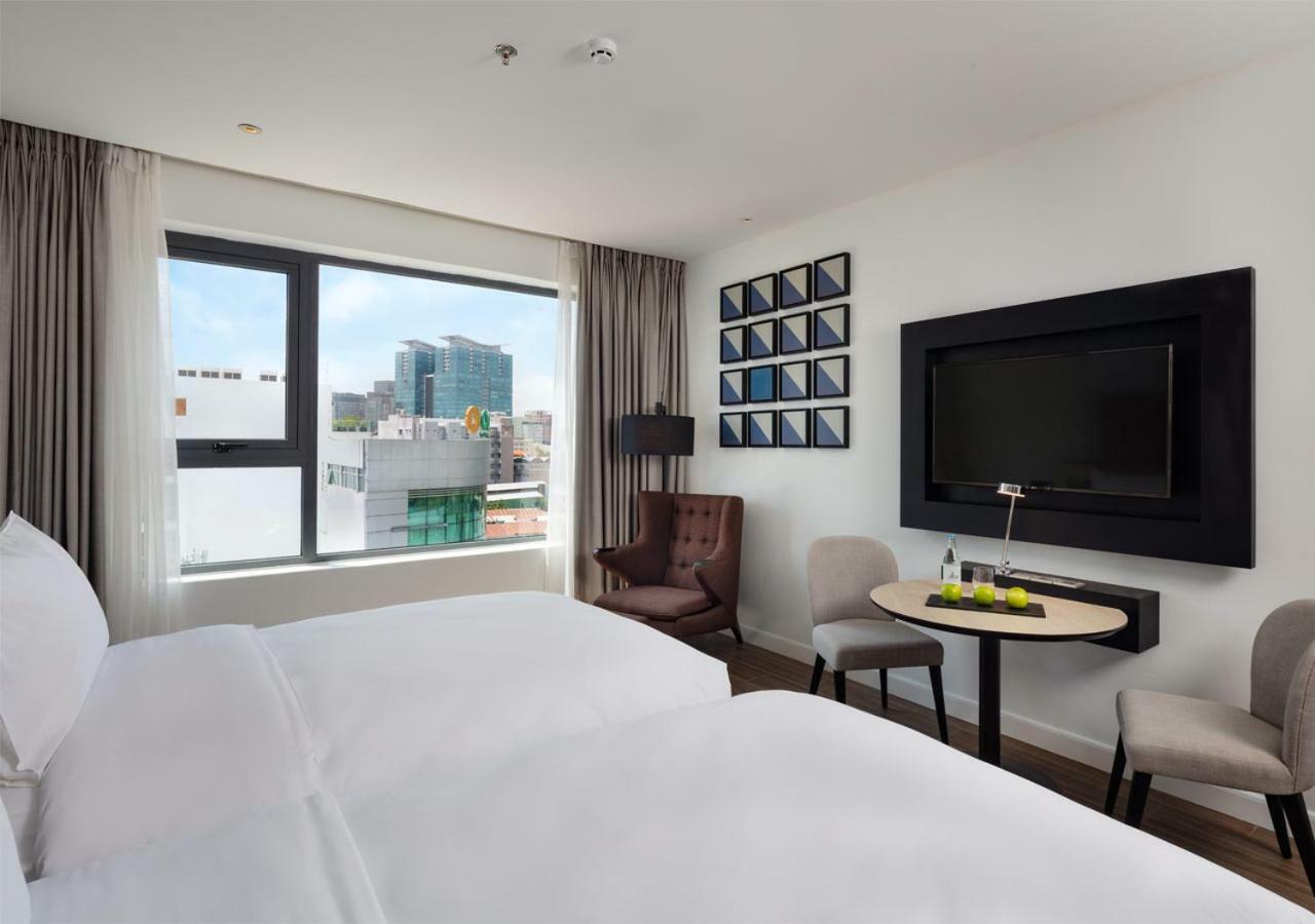 Innside By Melia Saigon Central Ho Şi Min Dış mekan fotoğraf